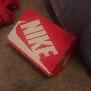 Meet your Posher, Kinisha